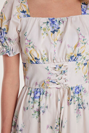 Kadın Standart Fit Normal Kesim U Yaka Mini Elbise