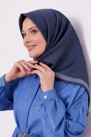 Lesscarves Çift Taraflı Düz Pamuk İpek Eşarp LS2200