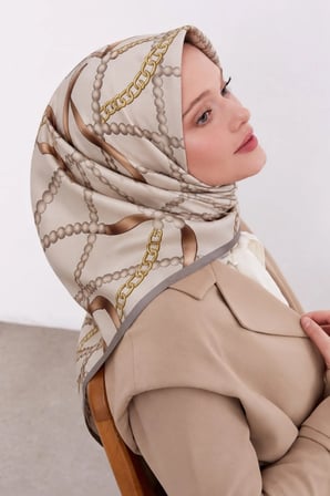 Lesscarves LS2208 Desenli Pamuk İpek Eşarp 90x90 cm