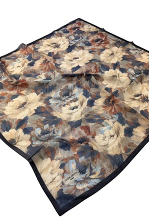 Lesscarves Çiçek Desenli Pamuk İpek Eşarp LS2214