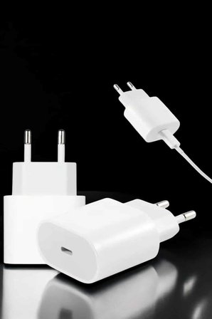 Güç Adaptörü ve Kablosu Şarj Aleti 15/15 Pro Max Uyumlu Hızlı Şarj - Lisinya