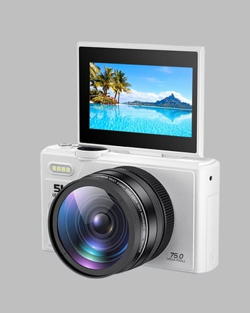 Kompakt Dijital Fotoğraf Makinesi Beyaz 18X Dijital Zoom Destekli - Lisinya