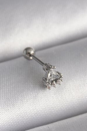 316L Çelik Gümüş Renk Üçgen Zirkon Taşlı Tragus Piercing - Lisinya