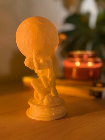 Atlas Heykeli Aydınlatmalı Dekoratif Mitolojik Biblo-Klasik Sanat Figürlü Estetik Ev Dekoru, Hediyelik Obje