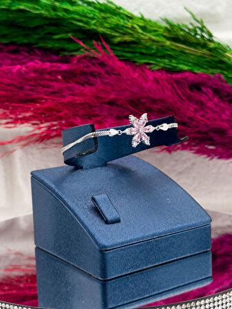 925 Ayar Gümüş Pembe Kuvars Taşlı Lotus Modeli Zarif Kadın Bileklik