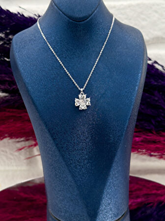 925 Ayar Gümüş Kalpli Zirkon Taşlı Yonca Tasarım Trend Kadın Kolye