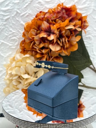 925 Ayar Gümüş Gold Kaplama Zirkon Taşlı Lotus Çiçeği Kadın Bileklik