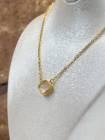 925 Ayar Gümüş Gold Kaplama Taşlı Şans Yoncası Kadın Kolye