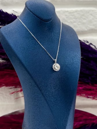 925 Ayar Gümüş Moissanite Taşlı Zarif Özel Tasarım Kadın Kolye