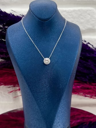 925 Ayar Gümüş Pırlanta Montür Moissanite Taşlı Desenli Popüler Kadın Kolye