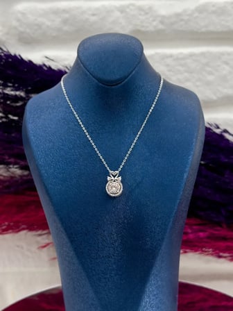 925 Ayar Gümüş Moissanite Taşlı Kuğu Aşk Temalı Lüks Kadın Kolye