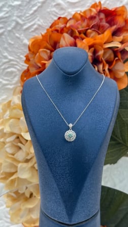 925 Ayar Gümüş Pırlanta Montür Moissanite Taşlı Kadın Kolye