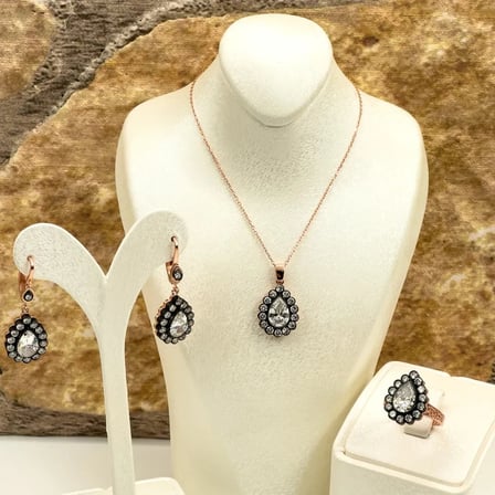 925 Ayar Gümüş Rose Gold Kaplama Elmas Montür Zirkon Taşlı Damla Zarif Kadın Takı Seti