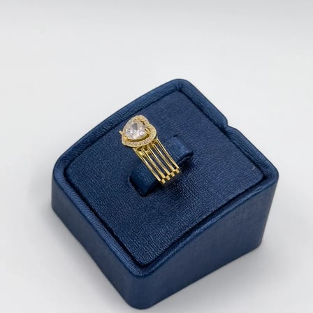 925 Ayar Gümüş Gold Kaplama Zirkon Taşlı Kalp Kadın Yüzük