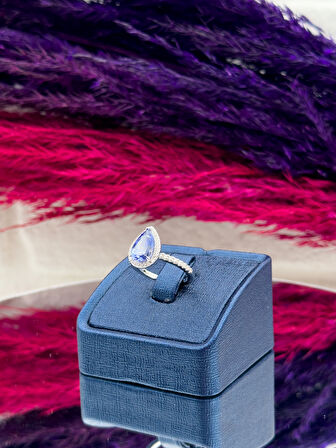 925 Ayar Gümüş Damla Mistik Topaz Taşlı Zarif Kadın Yüzük