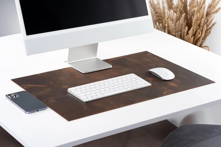 Rustik Deri Masa Matı – El Yapımı 1,5 mm Eskitme Görünümlü Çalışma Masası Koruyucu Siyah 10x12" - 26x30 cm