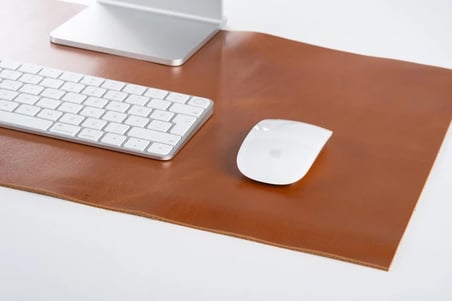 El Yapımı 1,5 mm Eskitme Görünümlü Masa Altlığı 45x91