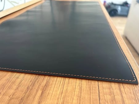 El Yapımı 1,5 mm Eskitme Görünümlü Masa Altlığı 30x60