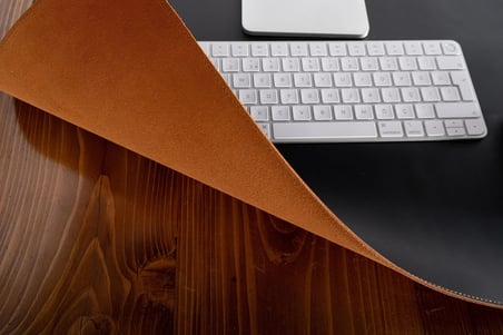 El Yapımı 1,5 mm Eskitme Görünümlü Masa Altlığı 30x60