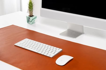 El Yapımı Lüks 2,4 Mm Bitkisel Tabaklanmış Masa Altlığı 30 × 90 Cm