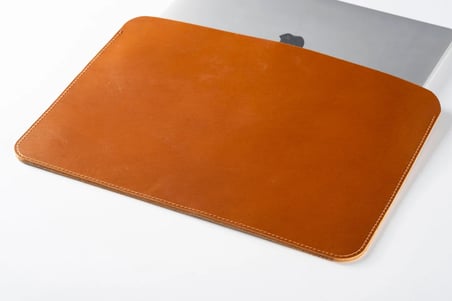 El Yapımı Deri MacBook Kılıfı, İnce MacBook 15" Kılıfı (Air ve Pro modelleri için) İnce Kılıf