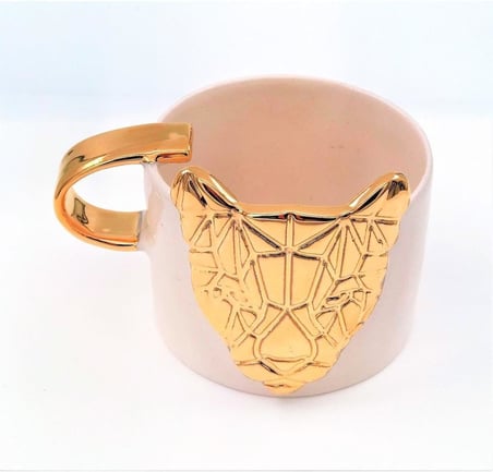 Lexroo 24 Ayar Altın Işlemeli Kedi Kabartmalı El Yapımı Mug 220 ml