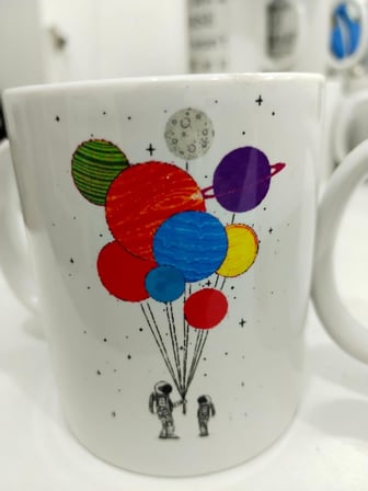Lexroo Astronot Gezegen Balon Kupa - Uzay Temalı Renkli Seramik Bardak Hediyesi 325ml