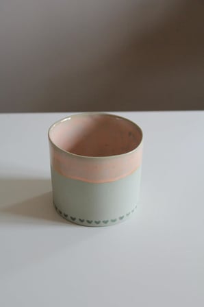 Lexroo El Yapımı Porselen Kupa, Krem Beyaz, Kalp Desenli, 200 ml, Modern Minimalist Tasarım, Saplı