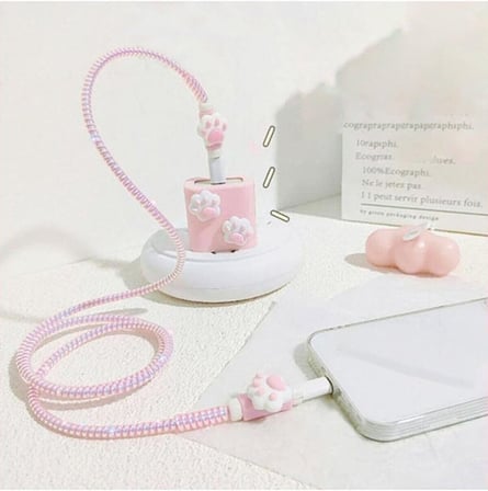 Lexroo Şarj Aleti Kılıfı & Kablo Koruyucu Set – iPhone 18W/20W Uyumlu - 4'lü Set (Patiler)