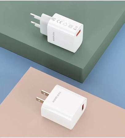 Lexroo Rock Space 18W USB-A QC 3.0 Mini Seyahat Şarj Cihazı, Beyaz