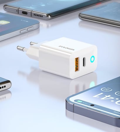 Lexroo Blue Moon PD 30Watt Hızlı Şarj Aleti, A + C Girişli, Beyaz, USB A ve Type C Çıkışlı