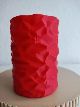 Lexroo 3D Baskı Buruşuk Kağıt Görünümlü Kalemlik Modern Masaüstü Organizer Dokulu Kalem - Kırmızı