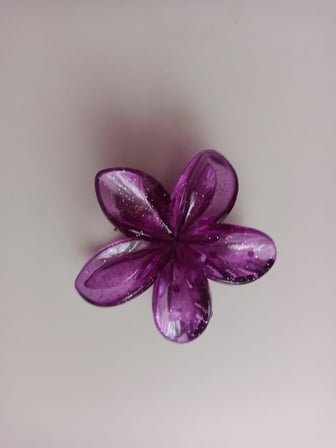 Lexroo Lotus Saç Tokası – Büyük Boy 8 cm, Tekli Saç Tokası, Lotus Çiçeği Tasarımı (Pırıltılı Mor)