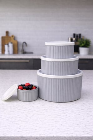 4 Adet Yuvarlak Saklama Kabı Seti Çizgili Desenli 3 LT 1.8 LT 1 LT 0,55 LT Buzdolabı Düzenleyici