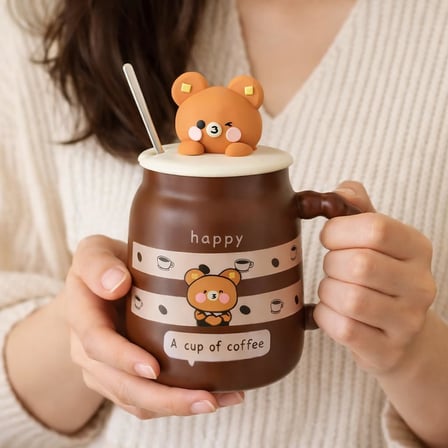 Coverzone Sevimli Ayıcık Figürlü Kapaklı Seramik Mug 300ml Kahve Kupası Kaşıklı Tasarım Kupa Ofis