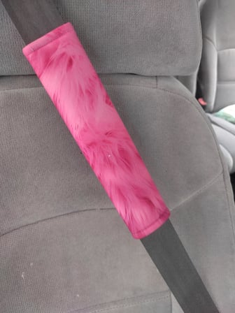 Lexroo Pembe Tie-Dye Desenli Emniyet Kemeri Pedi, Yumuşak Süngerli Kumaş, 26 cm, Universal, 2 Adet