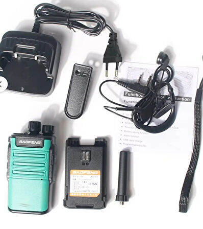 BF-V8A taşınabilir iki yönlü telsiz uzun menzilli FM UHF 400-470MHz Yeşil Renk