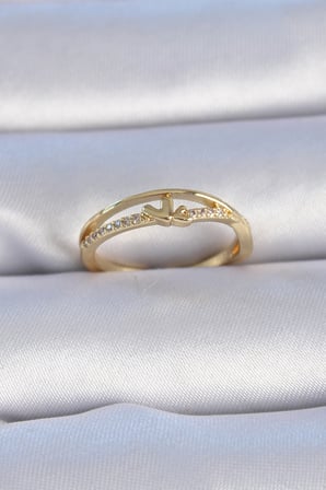 Pirinç Gold Renk Zirkon Taşlı Kalp Model Kadın Yüzük - Lisinya