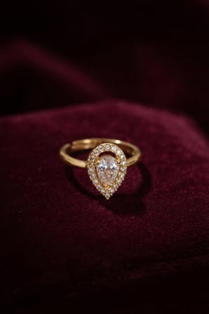 Ayarlamalı Gold Renk Metal Zirkon Taşlı Damla Model Yüzük - Lisinya
