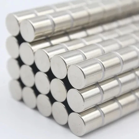 20 Adet 4x4 mm Yuvarlak Neodyum Mıknatıs N35 Güçlü Magnet Nikel Kaplama ( Lisinya )