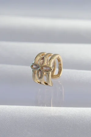 Pirinç Gold Renk Yonca Earcuff Küpe - Lisinya