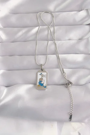 316L Çelik Gümüş Renk Beyaz Mineli Kız Figür Tarot Kolye - Lisinya