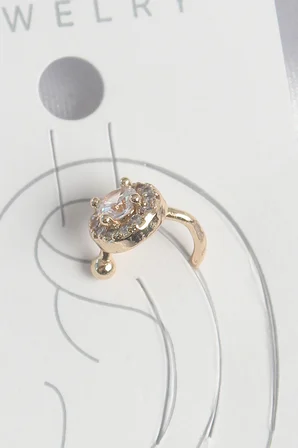 Pirinç Gold Renk Zirkon Taşlı Kadın Kıkırdak Küpe - Lisinya