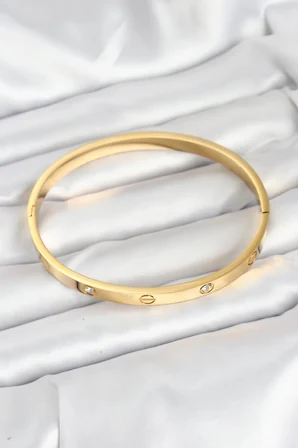 316L Çelik Gold Renk Zirkon Taşlı 65 mm Kadın Kelepçe Bileklik - Lisinya