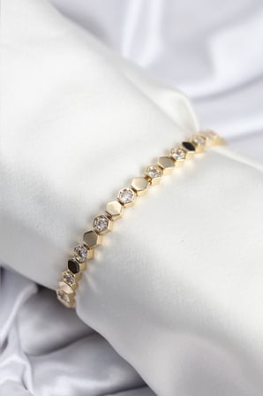 Pirinç VIP Seri Gold Renk Petek Model Kadın Bileklik - Lisinya