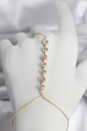 Pirinç Gold Renk Sıralı Zirkon Taşlı Kadın Şahmeran - Lisinya