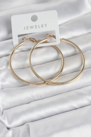 Gold Renk Pirinç Köşeli Kenar Halka 54 mm Kadın Küpe - Lisinya