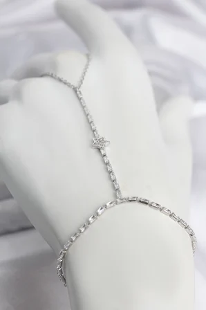 Gümüş Renk Pirinç Zirkon Taşlı Yıldız Model Şahmeran - Lisinya