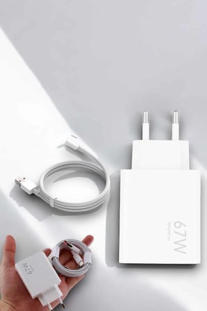 Şarj Aleti 67W Hızlı Şarj Turbo Type-C Uyumlu Şarj Adaptörü Kablosu - Lisinya