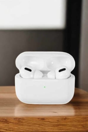 Bluetooth Kablosuz Kulaklık Yüksek Ses Kalitesi, Uzun Pil Ömrü - Lisinya